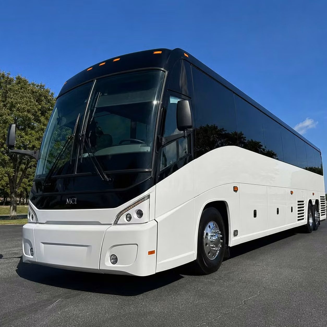 fishers buses for music festivals