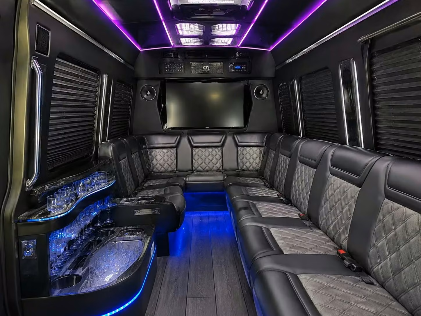 fishers hotel to venue wedding guest shuttles in fishers