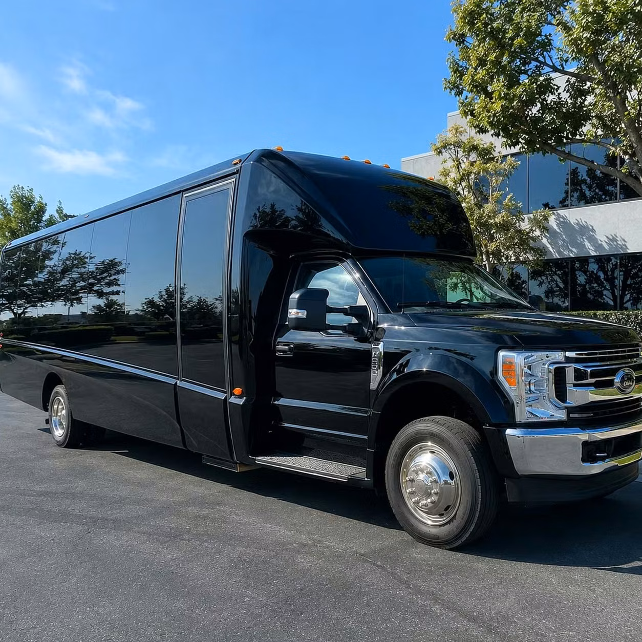 fishers pre prom photo shoot and dinner transfer shuttles in fishers