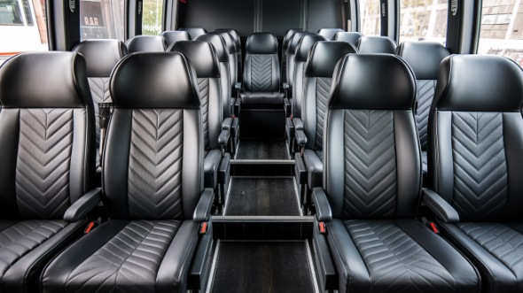 18 passenger minibus rental anderson